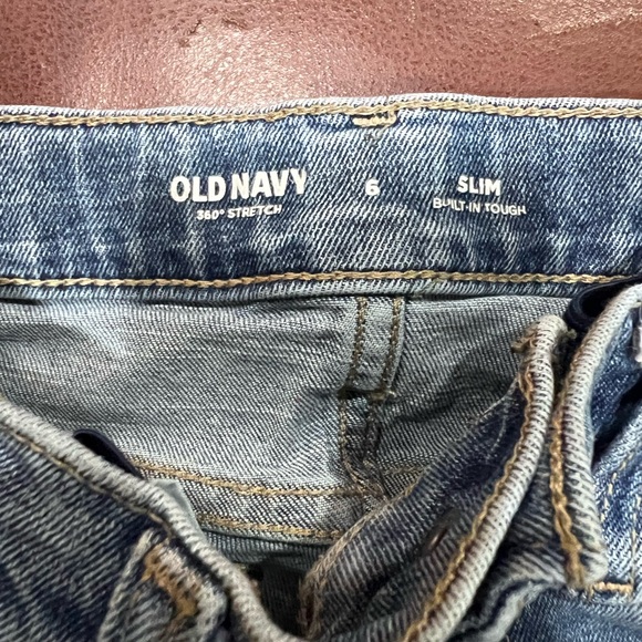 Old Navy Boys Skinny Jeans in Denim Blue - Picture 3 of 3